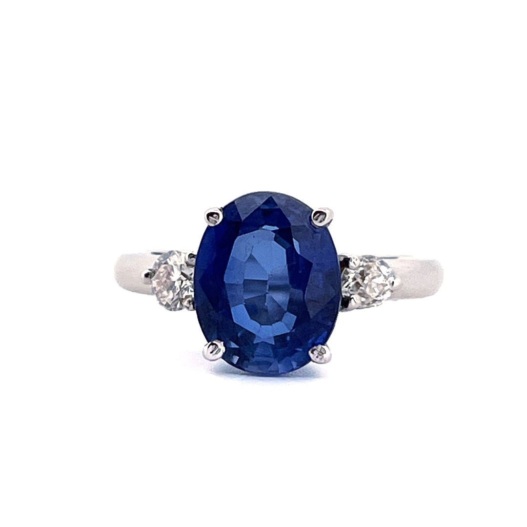 Solitaire ring in white gold and sapphire and diamonds – Castafiore