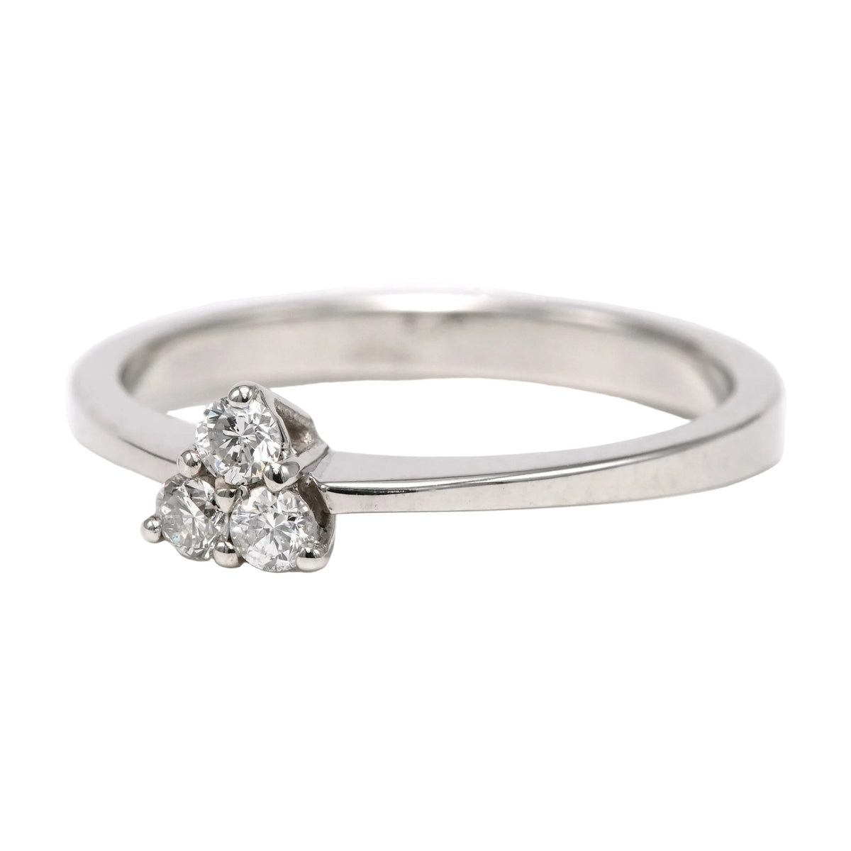 Trilogy Ring in White Gold and Diamonds