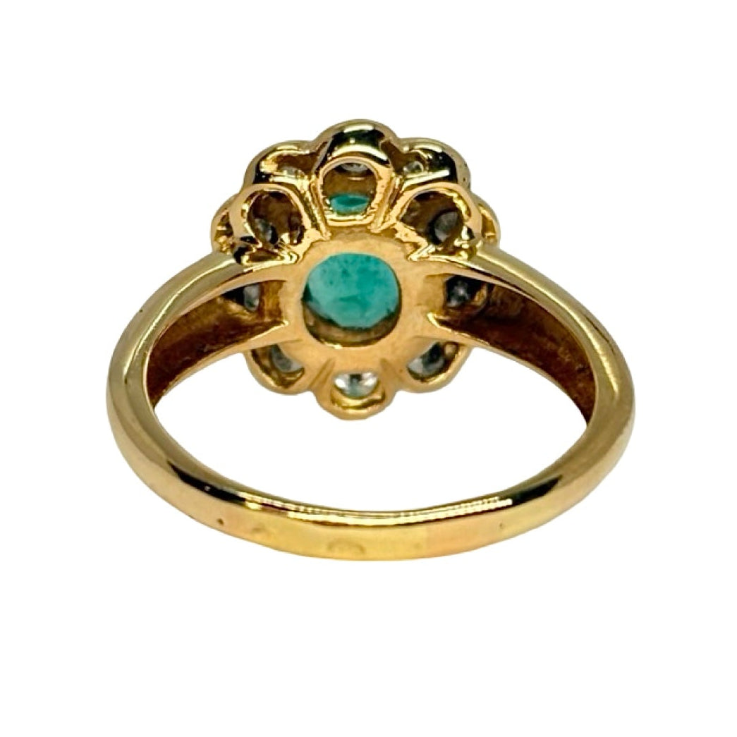 Marguerite Ring in Yellow Gold, Emerald, and Diamonds