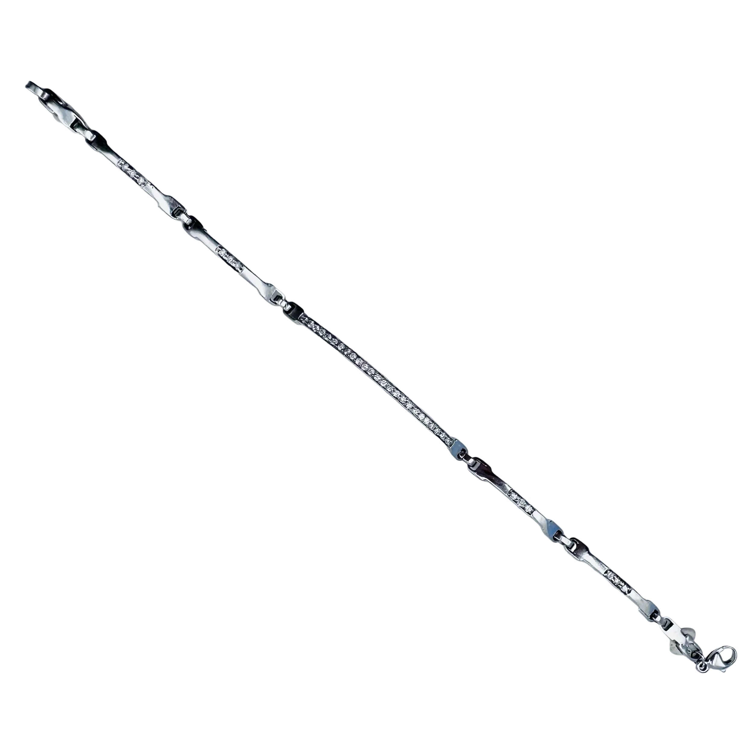 "Ligne" Bracelet in White Gold and Diamonds