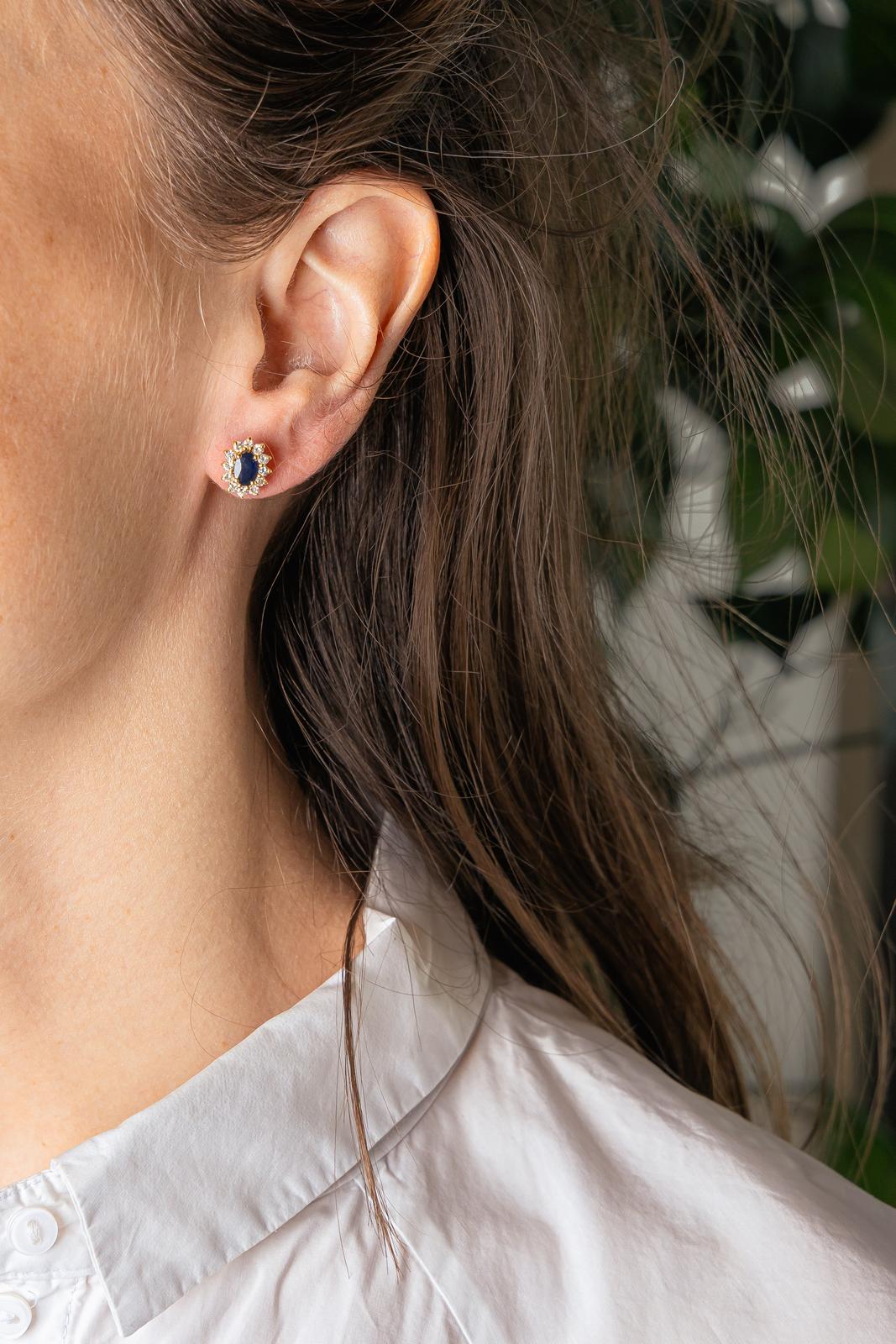 Yellow Gold Sapphire Stud Earrings