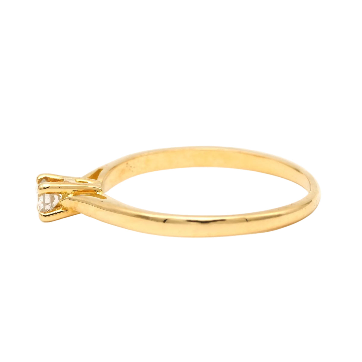 Yellow Gold Solitaire Ring with Diamond