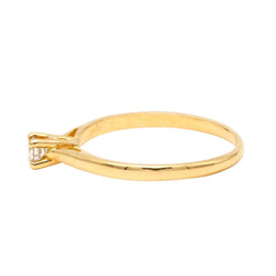 Yellow Gold Solitaire Ring with Diamond