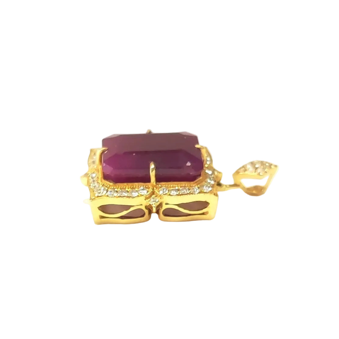 Yellow gold, Ruby, and Diamond pendant
