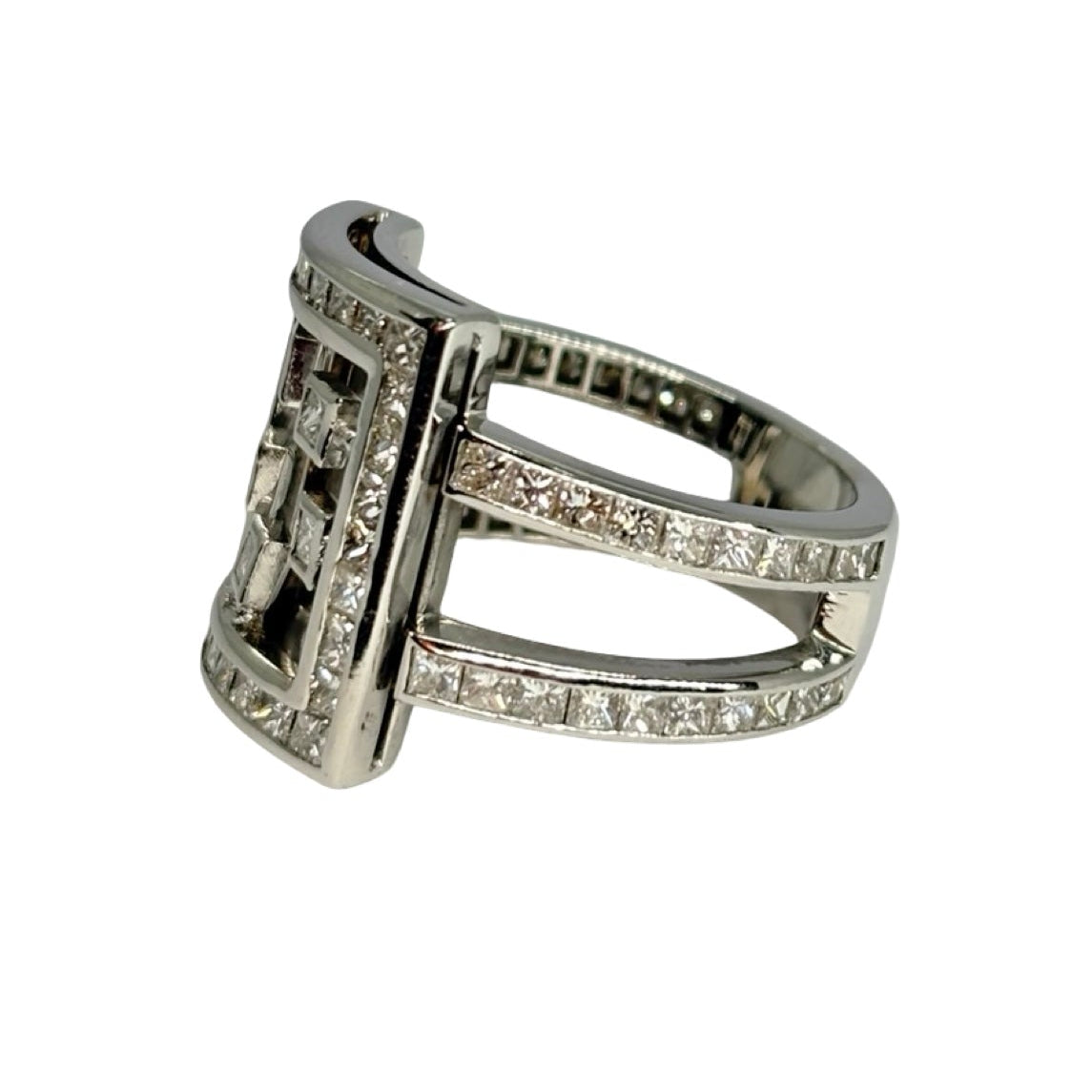 White Gold and Diamond Ring