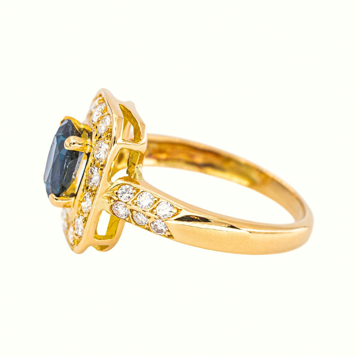 Yellow Gold Sapphire Ring