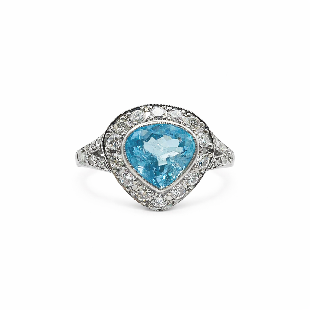 Bague Entourage en platine, aigue-marine et diamants
