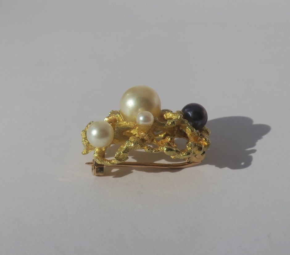 Gold and Pearl Brooch Pin