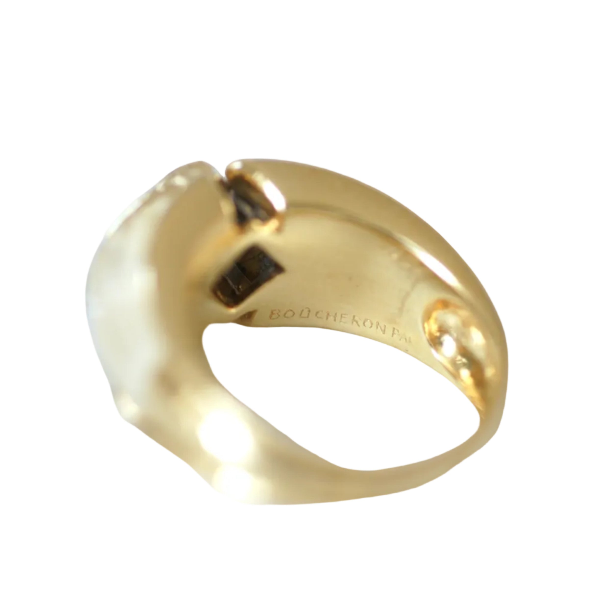 BOUCHERON "Dôme" Ring in yellow gold, rock crystal, and diamonds