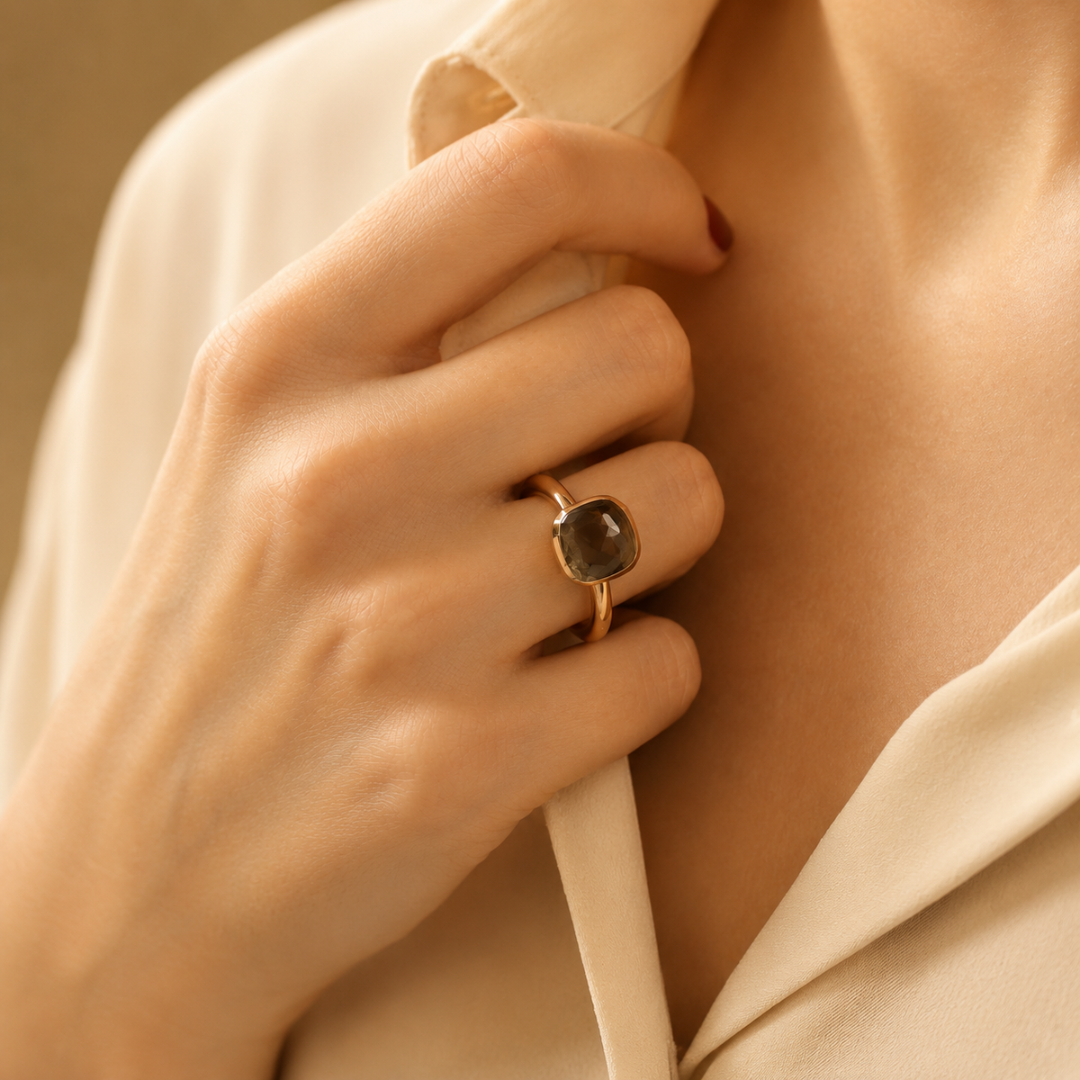 POMELLATO "Nudo" Solitaire Ring in white gold, rose gold, and quartz