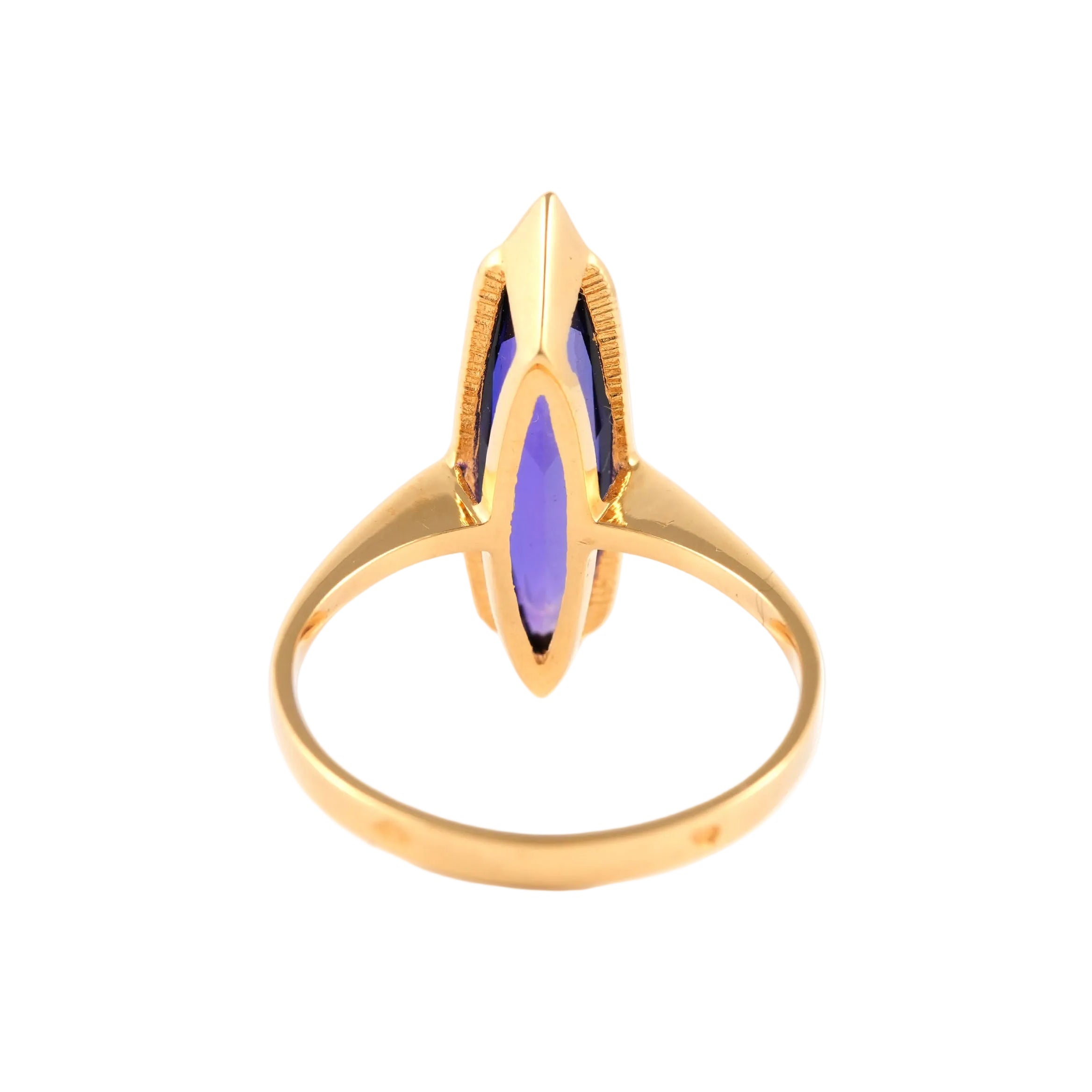 Yellow Gold Solitaire Ring with Amethyst