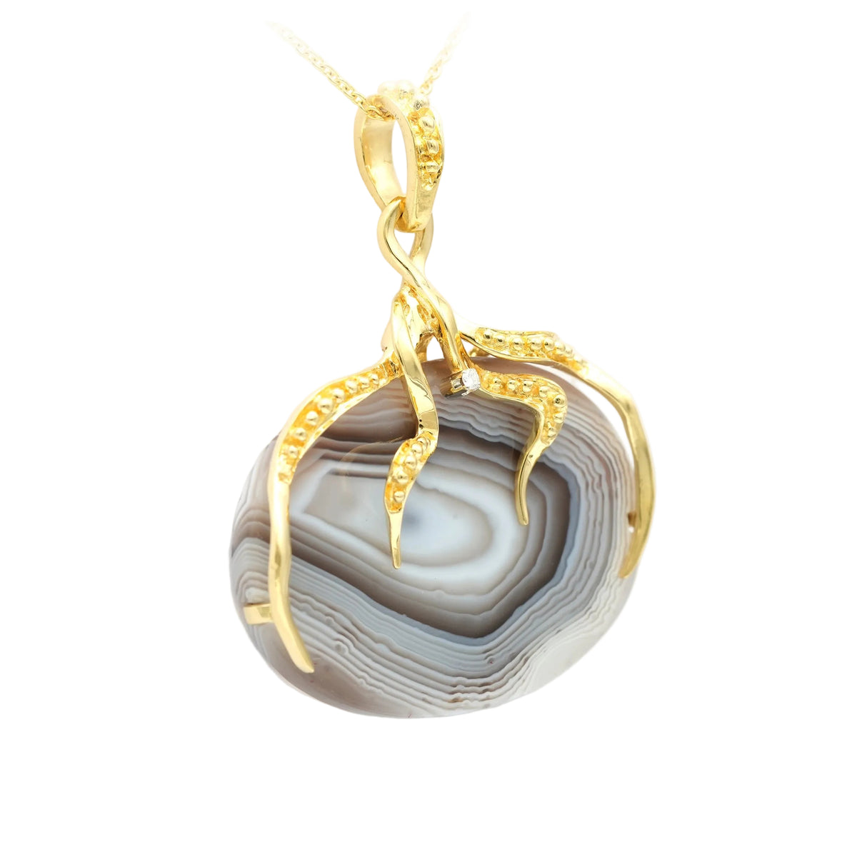 Yellow gold, Agate, and Diamond pendant