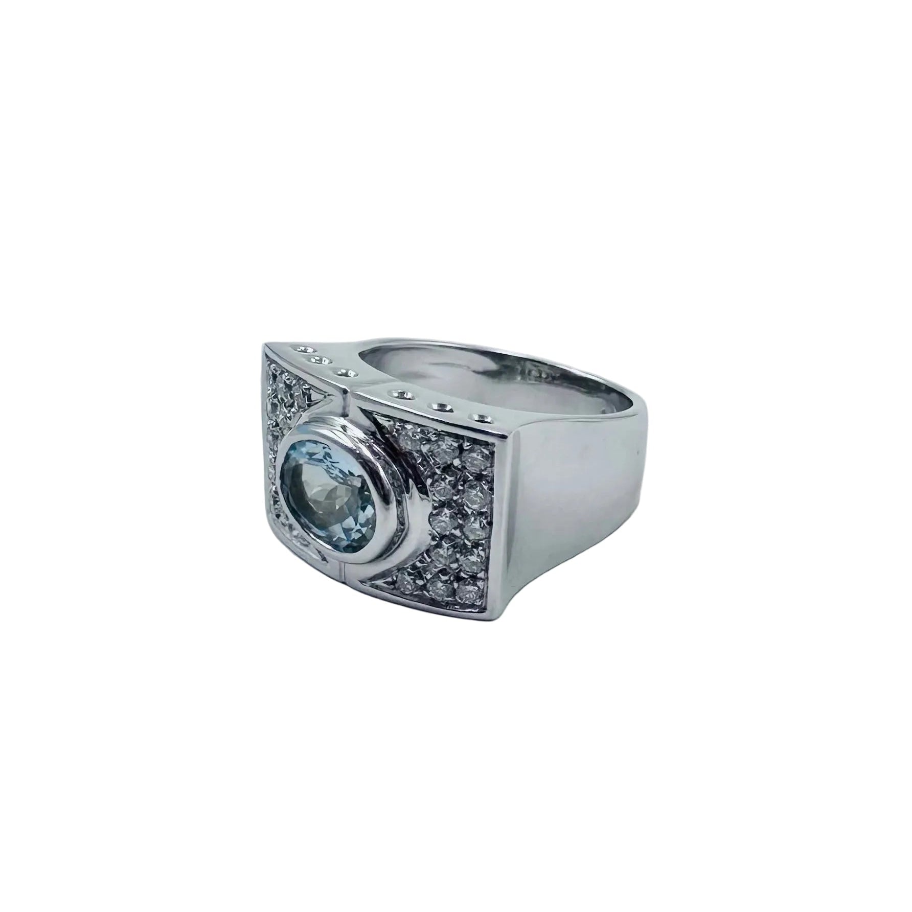 Tank Ring in white gold, Aquamarine and Diamonds