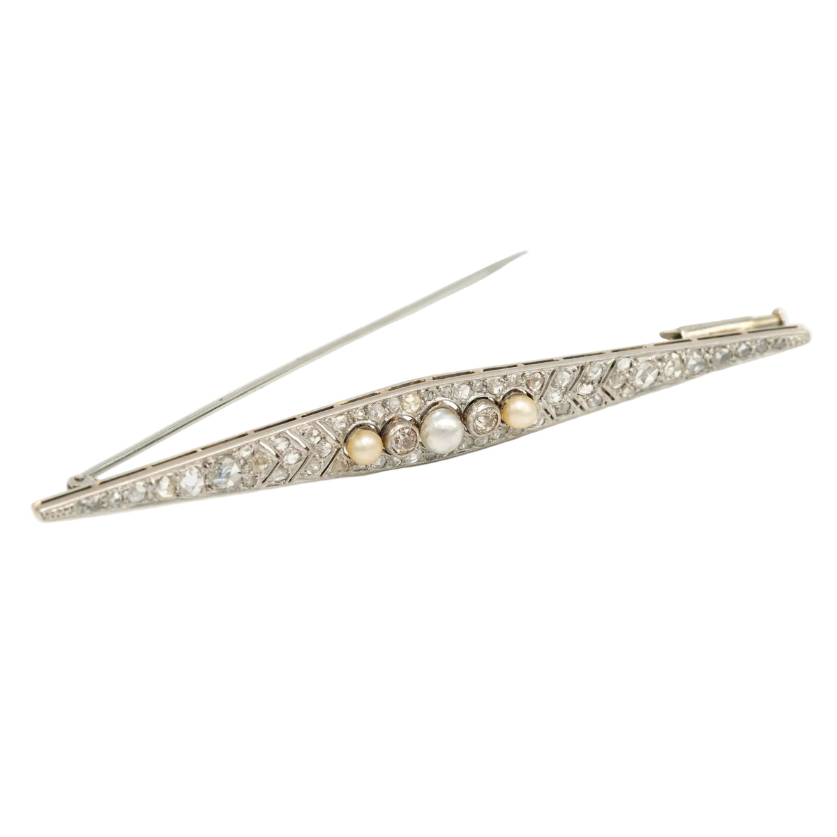 White Gold Brooch with Pearls and Diamonds