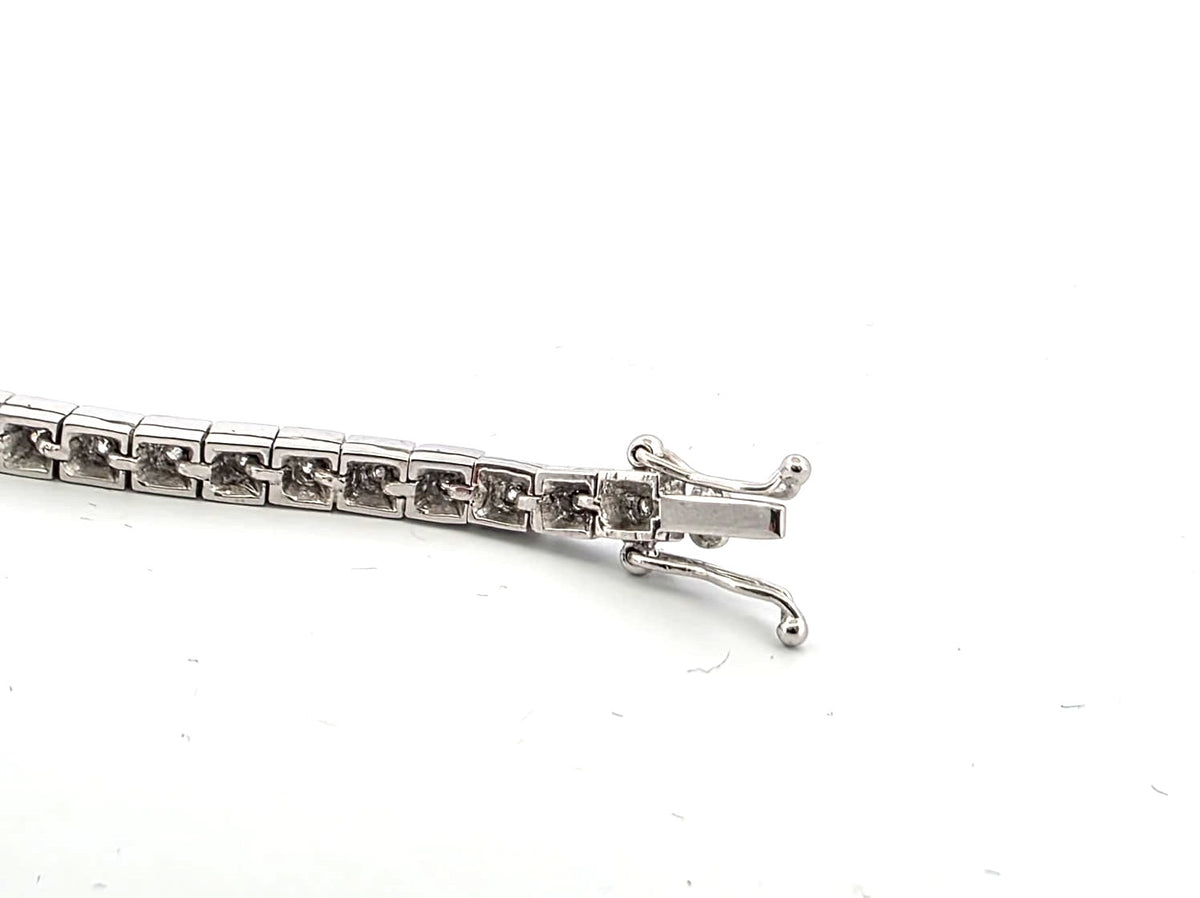Bracelet Ligne en platine et diamants