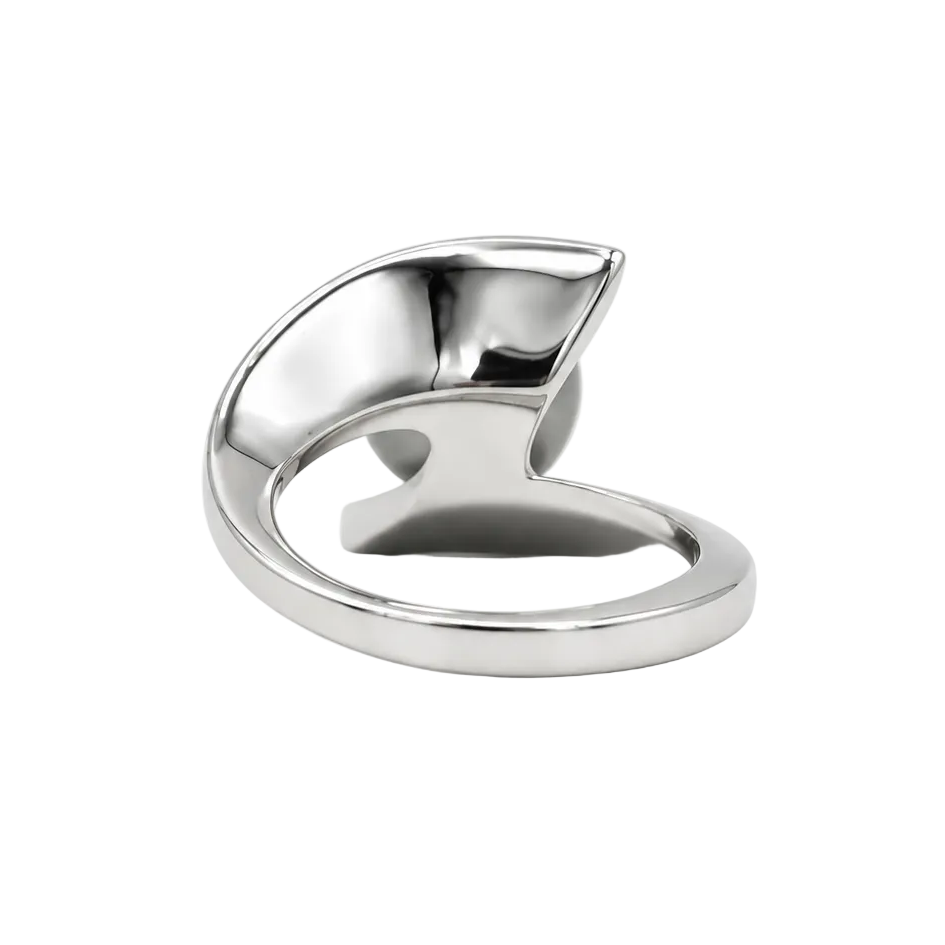 White Gold Solitaire Ring with a Pearl