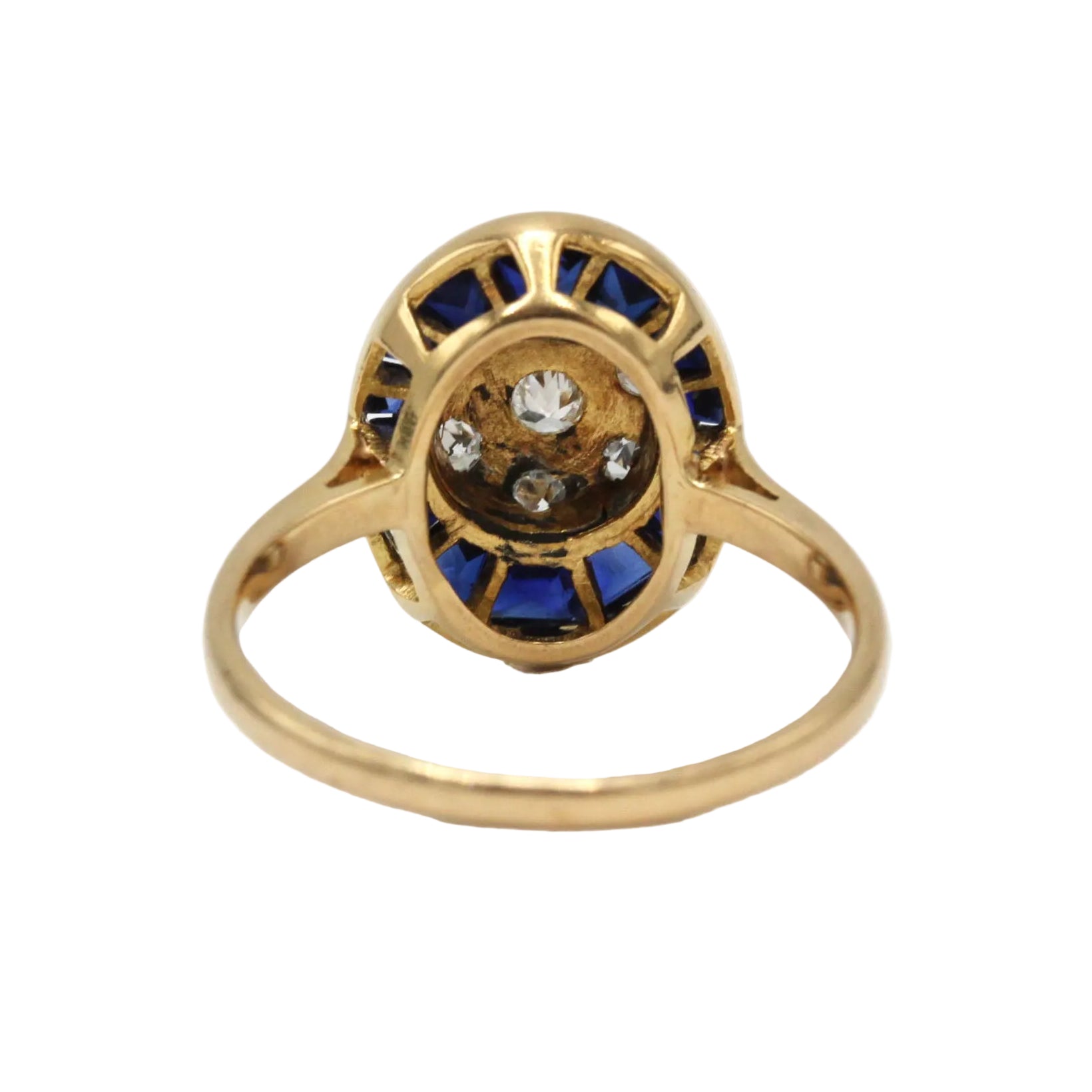 Ring in yellow gold, platinum, sapphires, and diamonds