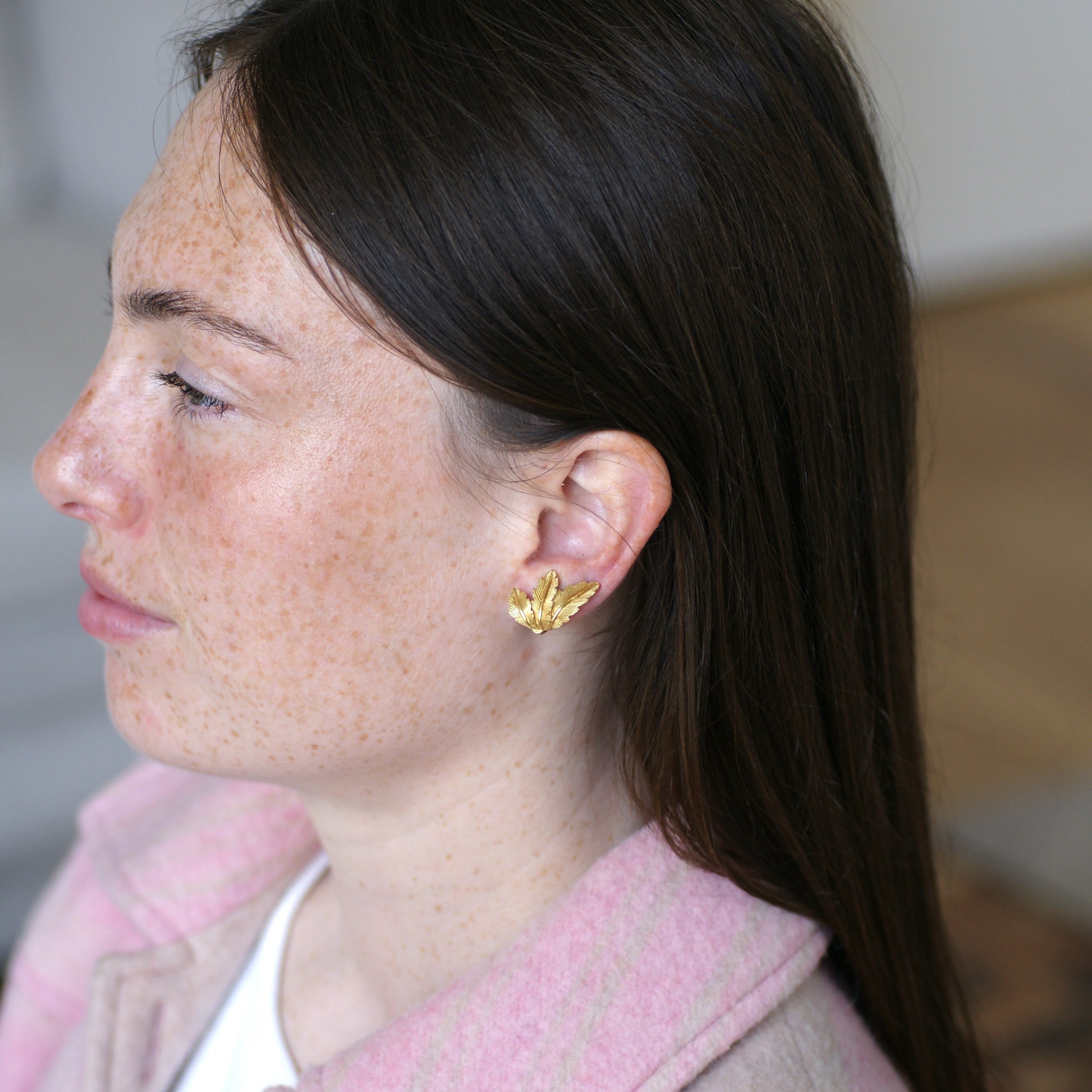 Clip Earrings in Yellow gold