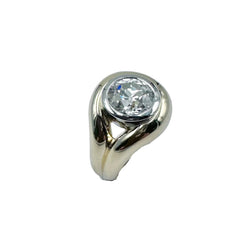 Yellow gold, Platinum and Diamond Solitaire Ring