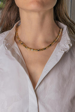 Yellow gold necklace