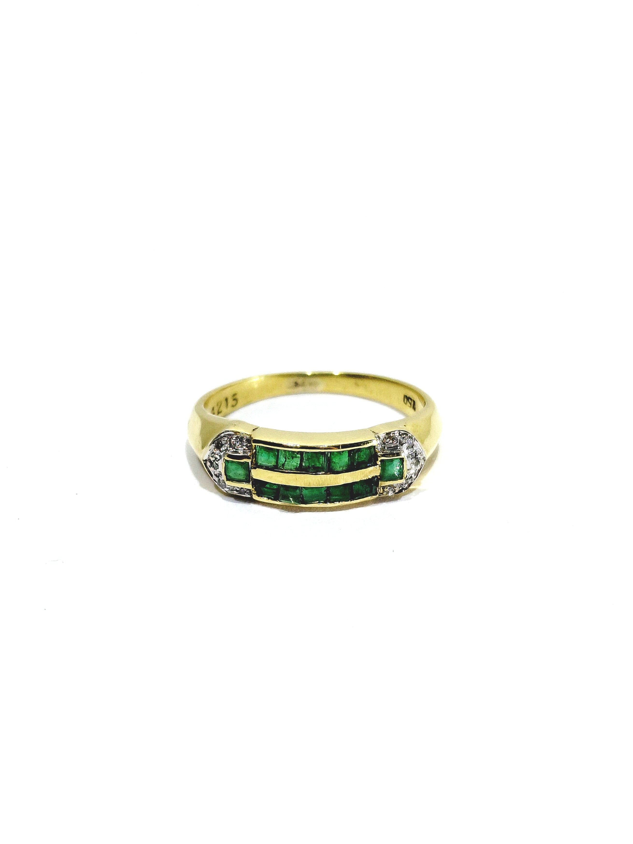 Yellow Gold Ring with Diamonds and Emeralds