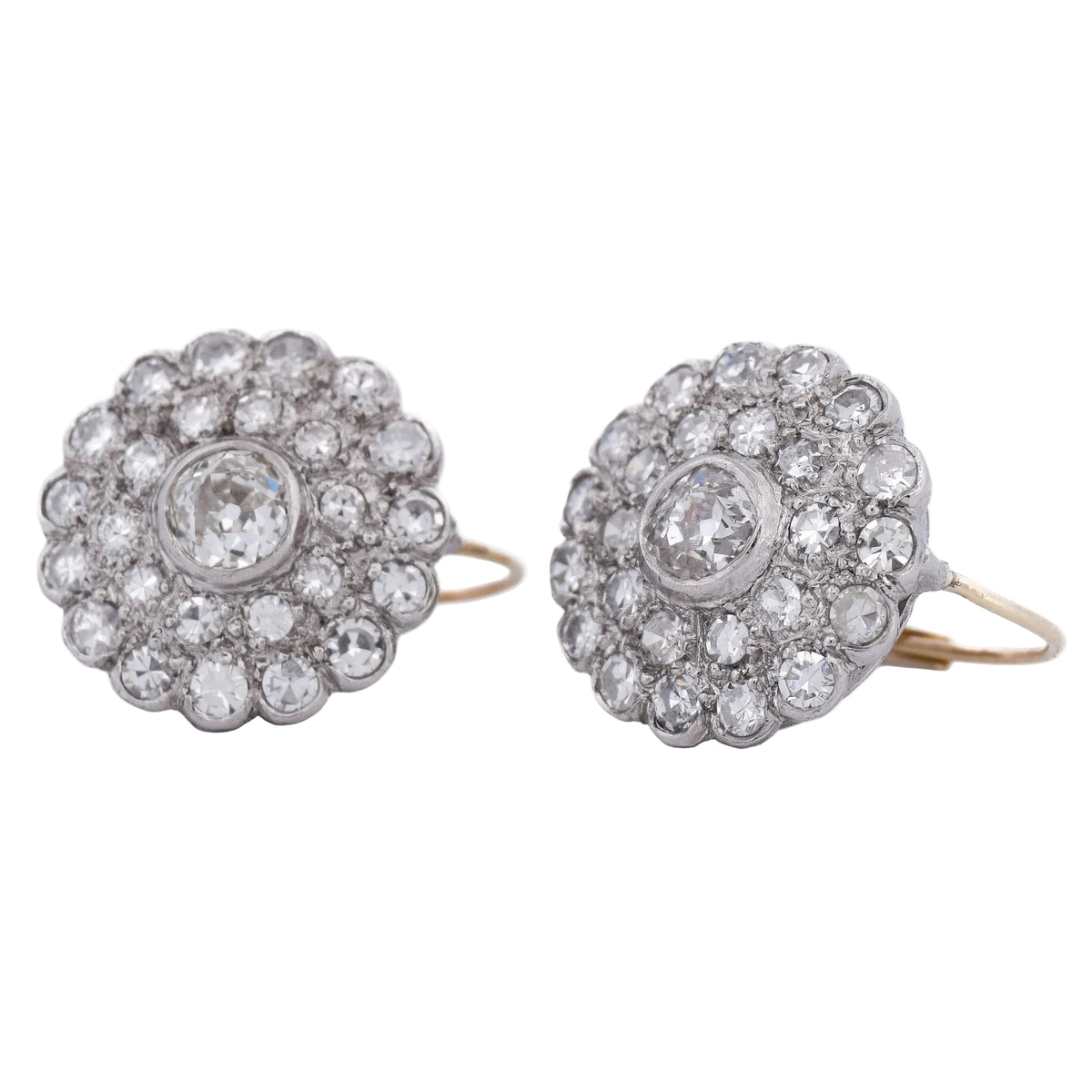 Lever-back earrings in yellow gold, Platinum, and Diamonds