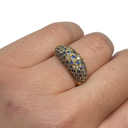 POIRAY Bangle Ring in yellow gold, sapphires, and diamonds