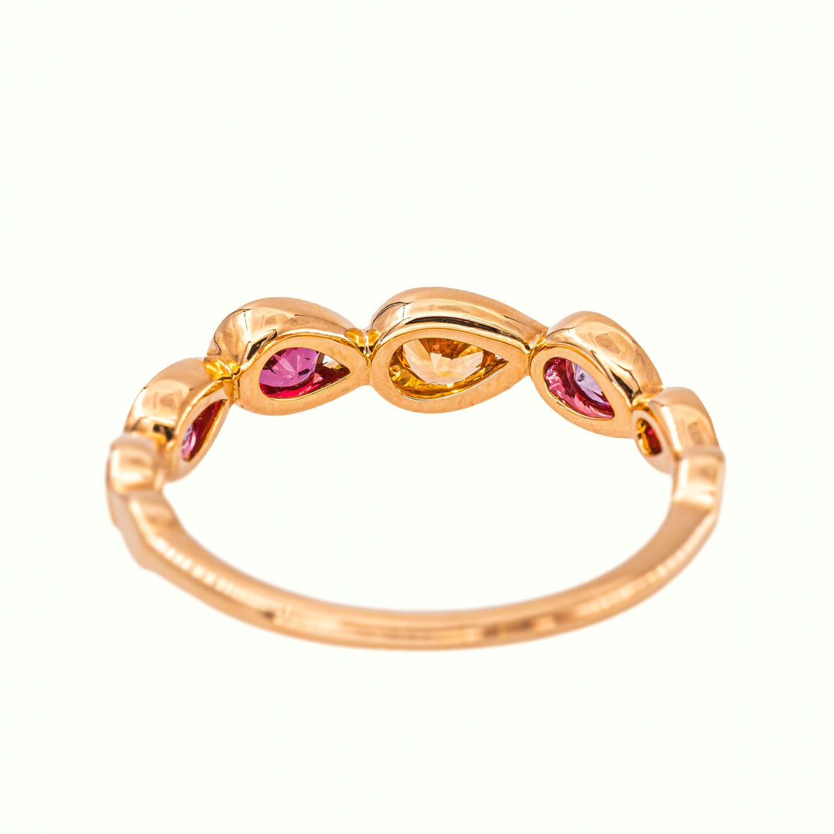Mellerio Indra Rose Ring, Rose gold with Sapphire