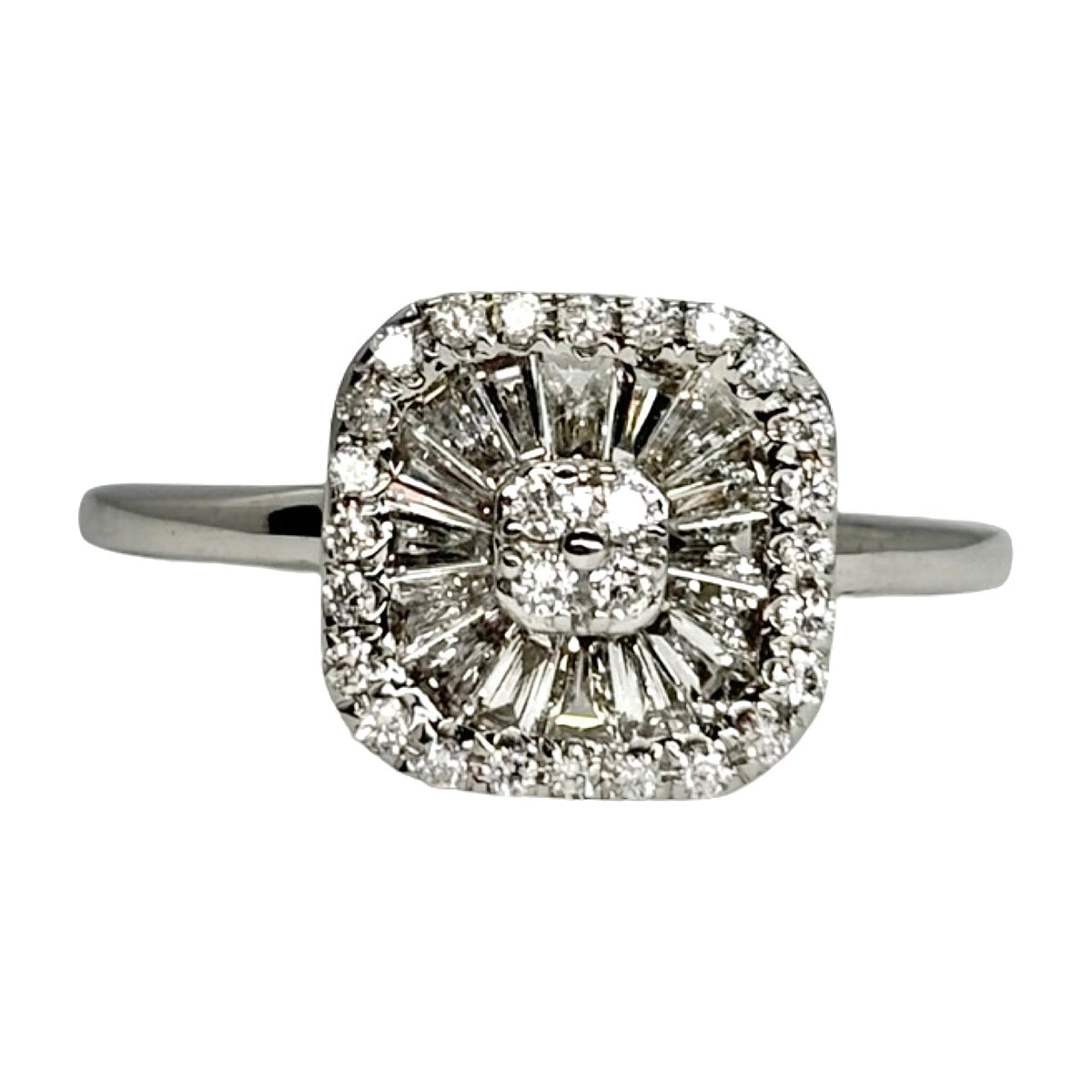 White Gold Solitaire Ring with Diamonds