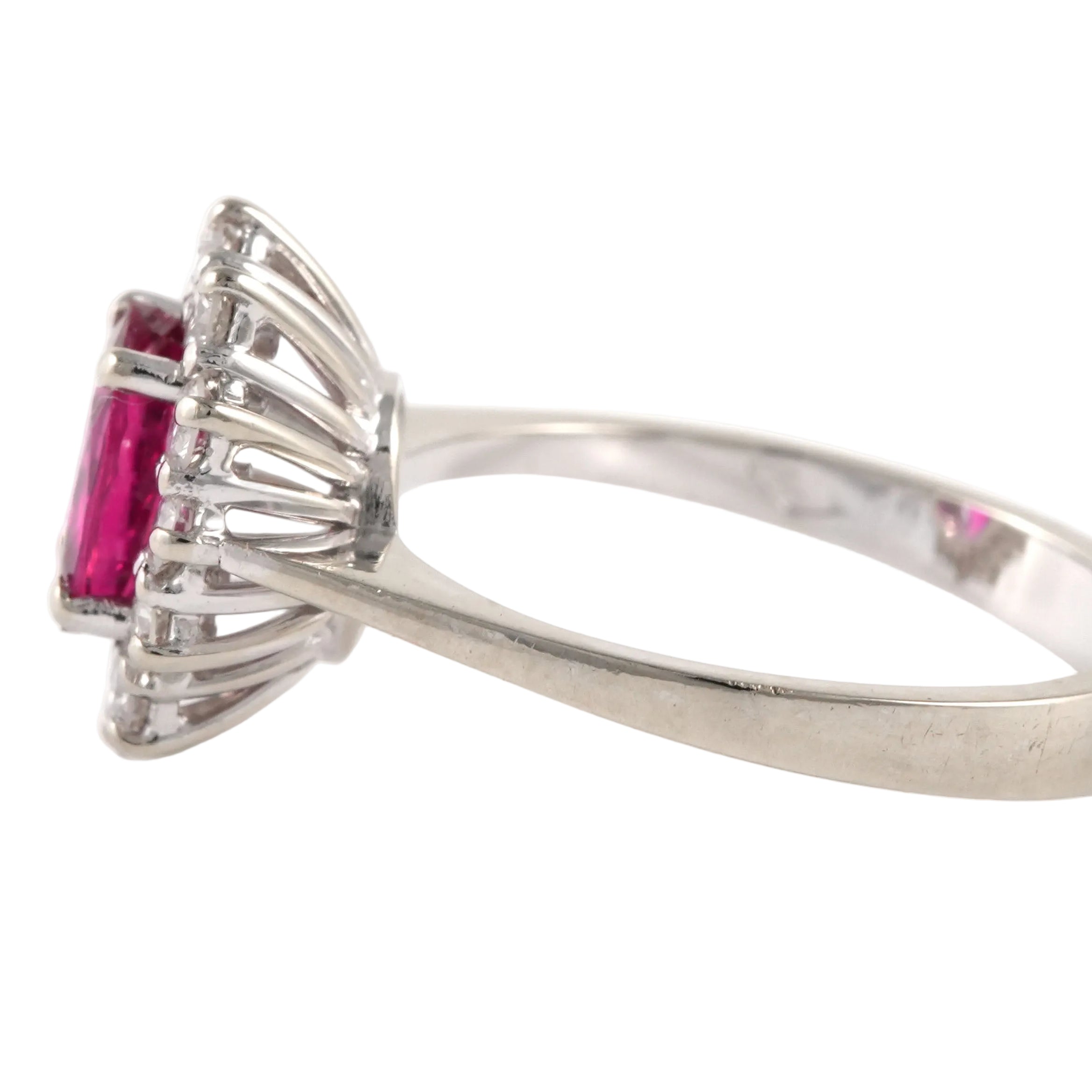 Entourage Ring in white gold, rubies, and diamonds