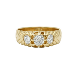 Trilogy Ring in Yellow Gold and Diamonds