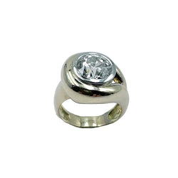 Yellow gold, Platinum and Diamond Solitaire Ring