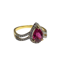 Entourage Ring in yellow gold, rubellite Tourmaline, and diamonds