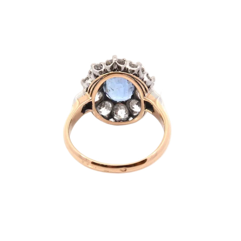 Pompadour Ring in yellow gold, platinum, sapphire, and diamonds