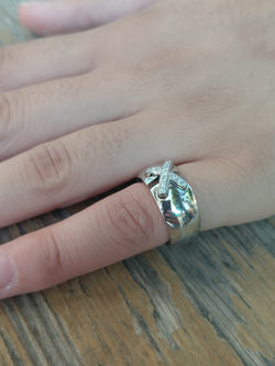 CHAUMET ring in white gold and diamonds