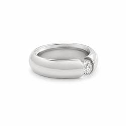 White Gold Solitaire Ring with Diamond