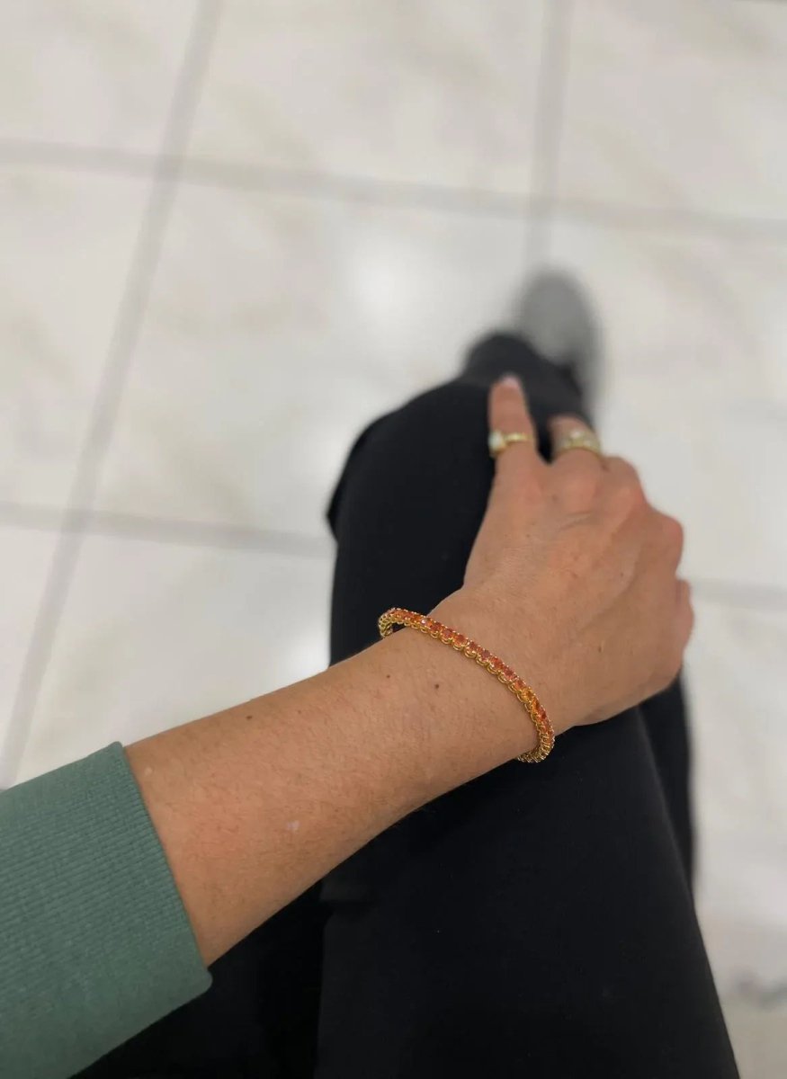 11 Carat Natural Padparadsha Sapphire Yellow Gold Tennis Bracelet - Castafiore