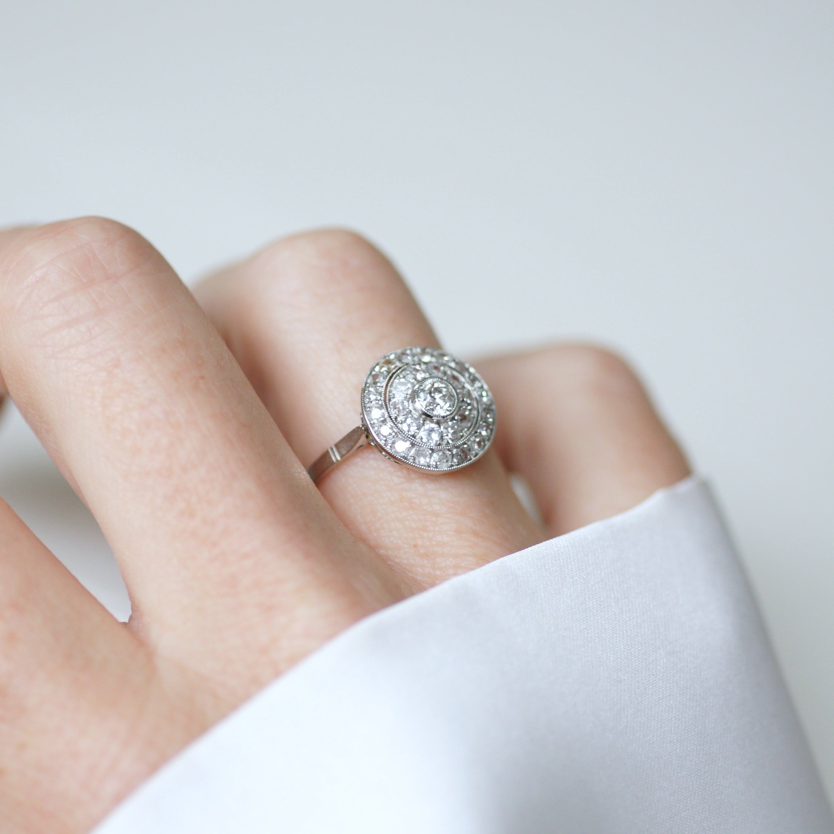 Ring Target in paltinium and diamonds