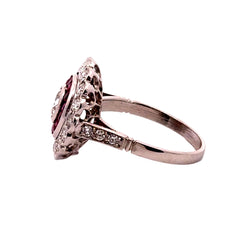 Bague Entourage en platine, rubis et diamants