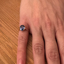 Yellow gold and Sapphire Ring