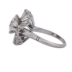 Entourage Ring in Platinum and Diamonds