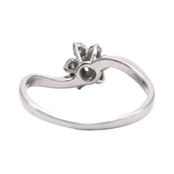 Marguerite Ring in White Gold and Diamonds