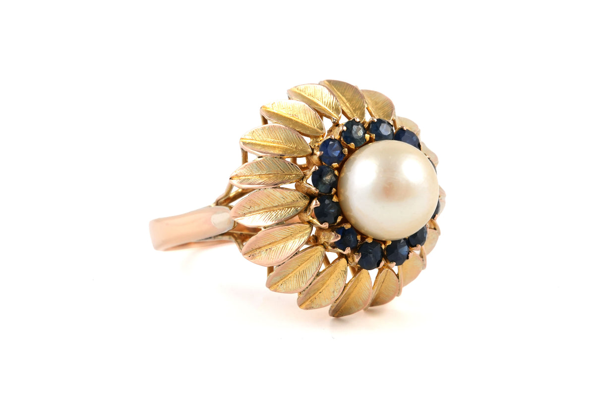 "Dôme" Ring in Yellow Gold, Pearl, and Sapphires