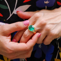 Yellow gold, emerald and diamond Ring