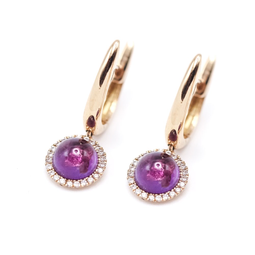 Boucles d'oreilles Pendantes en or jaune, améthystes et diamants