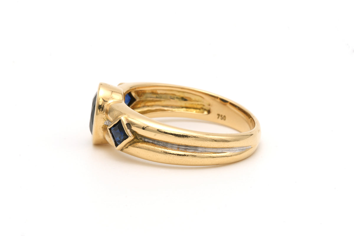 Bague Trilogie en or blanc, or jaune et saphirs