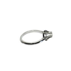 White gold and diamond Solitaire Ring