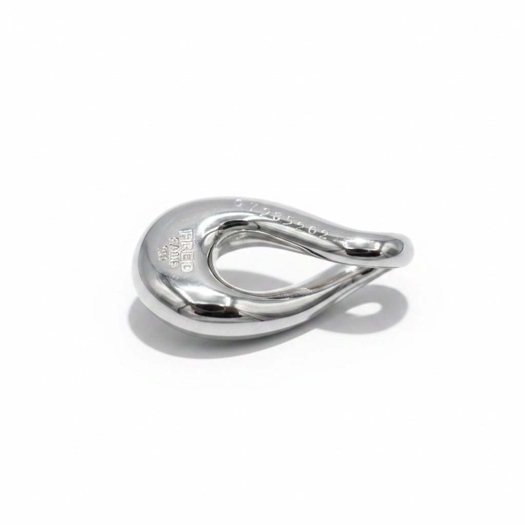 FRED "Collection Mouvementée" Pendant in white gold