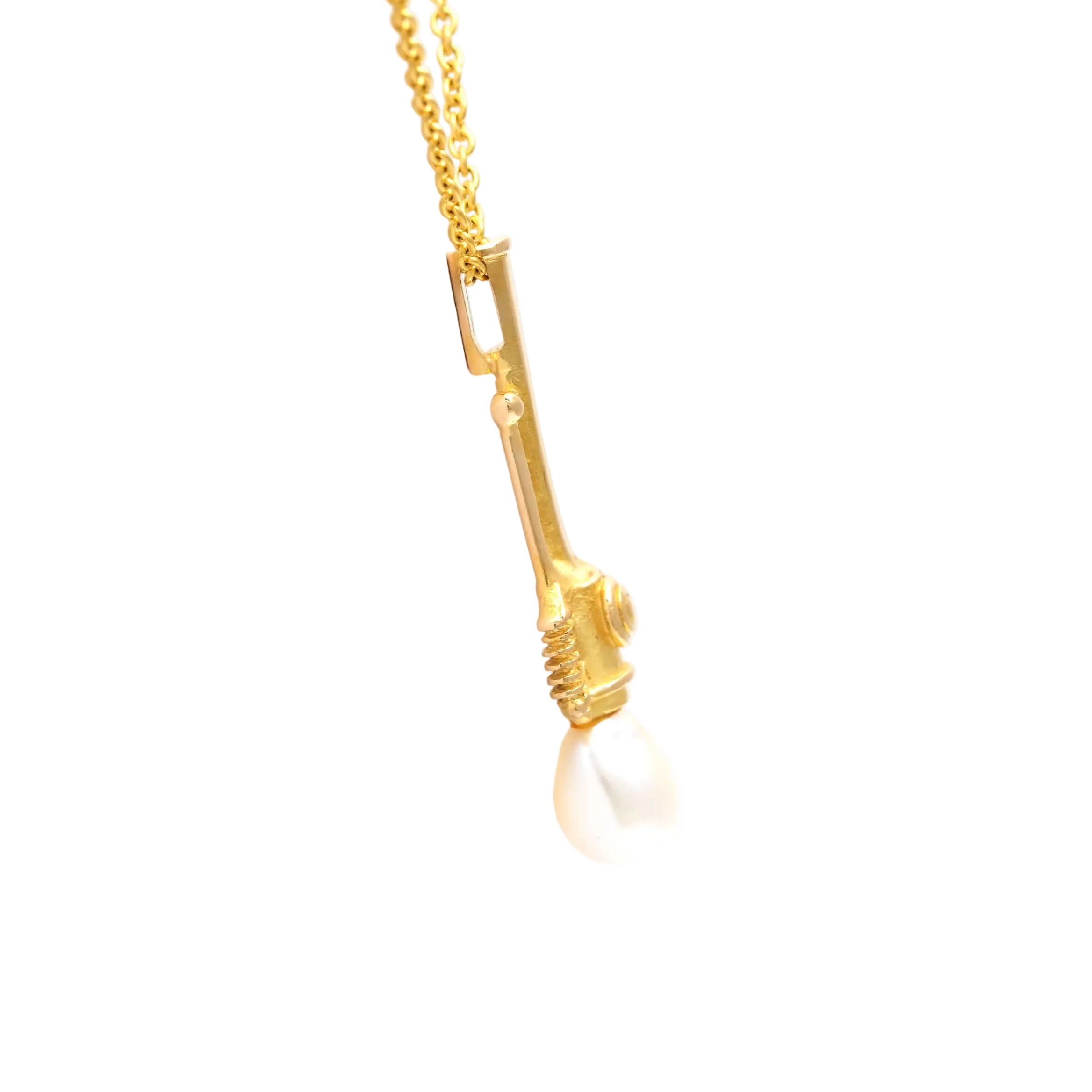 Yellow Gold and Pearl Pendant
