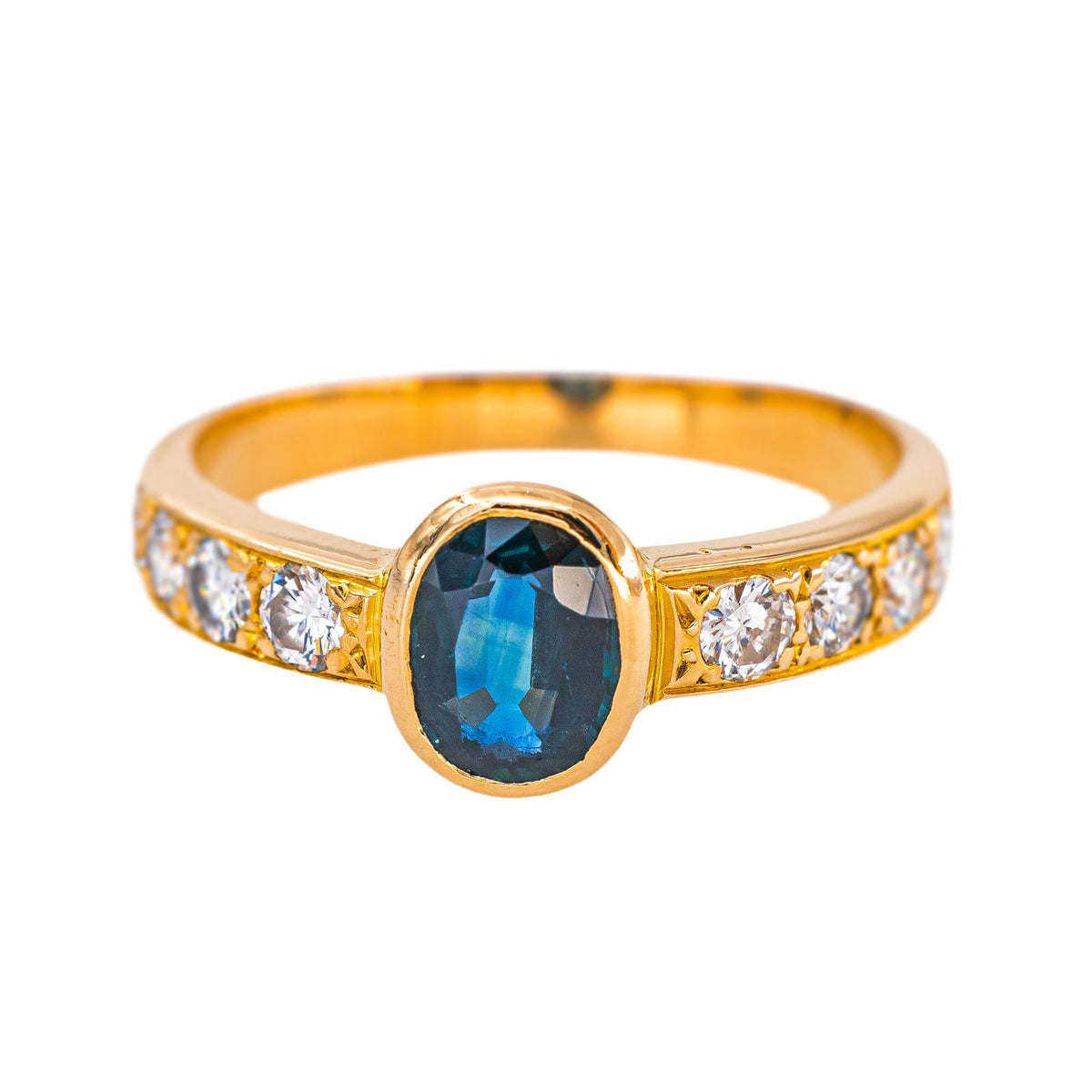 Yellow gold Sapphire Ring
